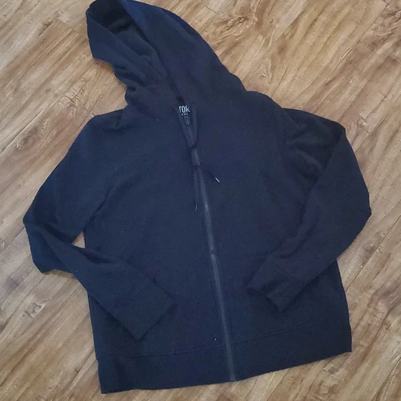 VICTORIA'S SECRET SIMPLE BLACK HOODIE - Picture 3 of 4